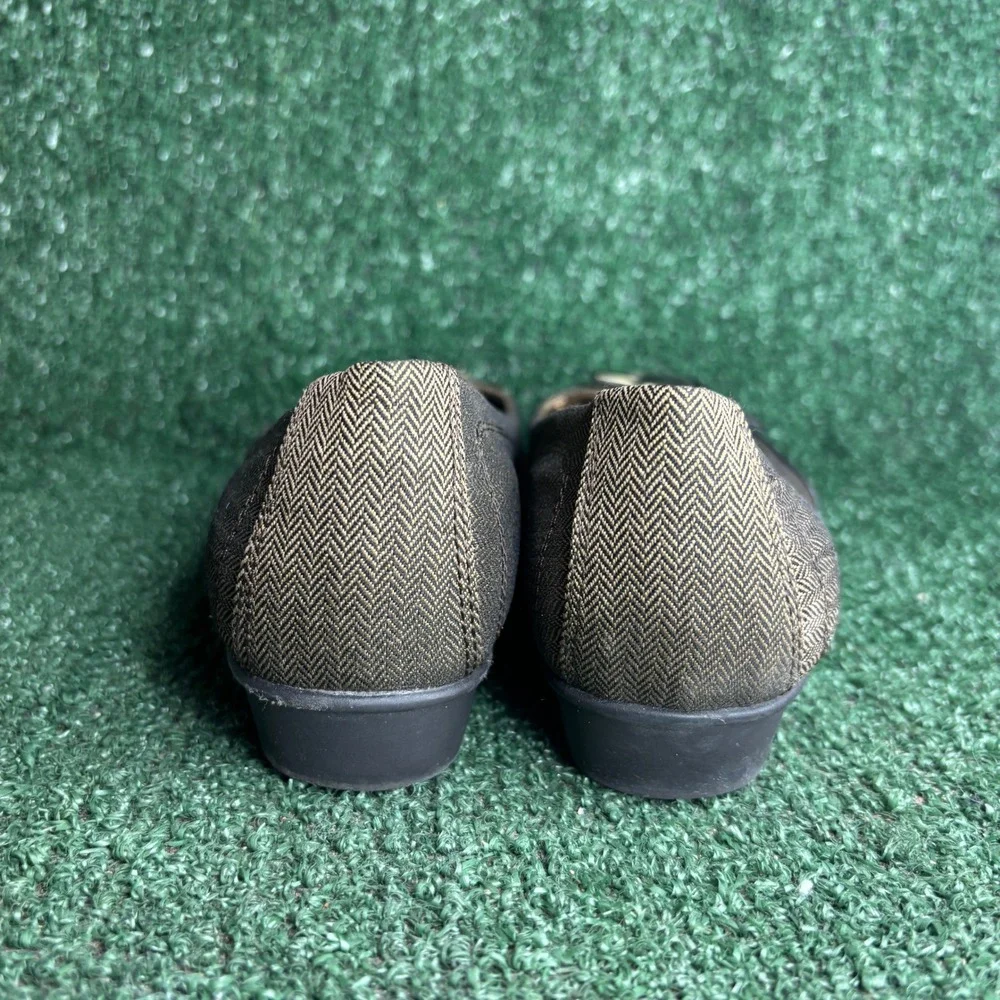 Natural Soul Malvina Herringbone Buckle Classic Ballet Flats Brown Womens Sz 10